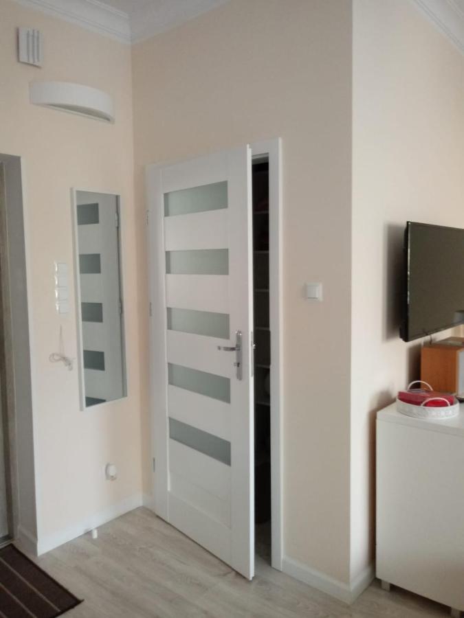 Come&Stay Zielona Gora Экстерьер фото
